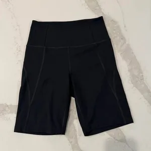 Girlfriend Collective High Rise Bike Shorts Women's Small Black Workout Cycling thumbnail 1