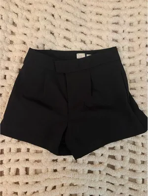 Target Women's Black Shorts thumbnail 2