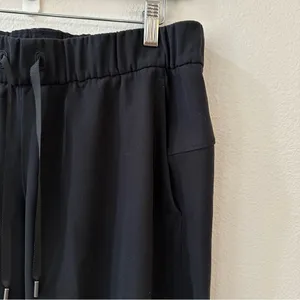 On The Fly Mid Rise Joggers Black Size 8 thumbnail 5