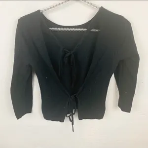 Brandy Melville Small Wool Blend Open‎ Back Sweater thumbnail 4
