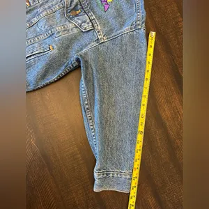 Vintage Levi's Denim Trucker Jacket Women’s Medium Made in USA 90s Jean Jacket thumbnail 7