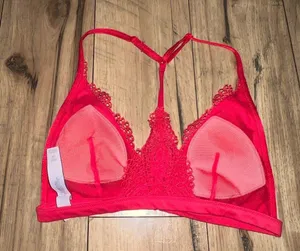 red victoria’s secret bralette thumbnail 3