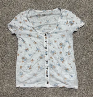 American Eagle top  thumbnail 1