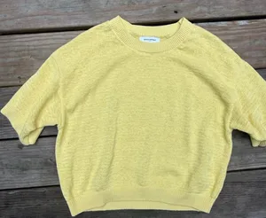Banana Republic Yellow Knit Short Sleeve Crewneck Sweater, Size L thumbnail 1