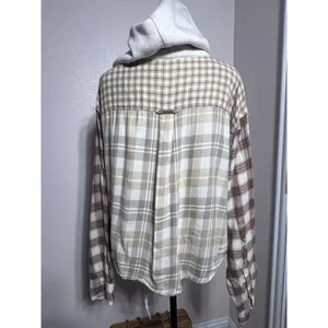 American Eagle Cropped Hooded Farmcore Plaid Brown Tan Flannel Shirt Size L thumbnail 3