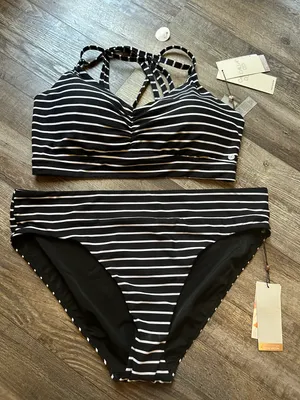 Swimsuit thumbnail 1