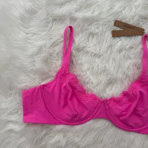 Skims Fits Everybody Lace Underwire Bra Taffy Size 44A thumbnail 2