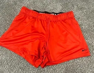 wmns nike shorts thumbnail 1
