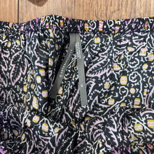 NWT $68 Anthropologie Silky Purple Paisley Pajama Sleep Set w/ Shorts Women's XL thumbnail 2