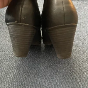 I Love Comfort Shoes Women’s Size 9 Slip On‎ Black Leather Non-Slip Work Office thumbnail 8