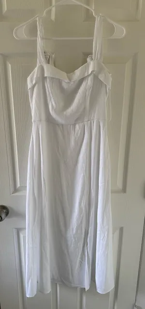 Boutique White dress thumbnail 1