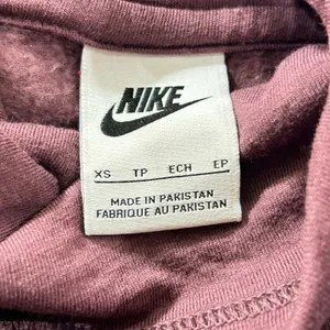 Nike Hoodie Womens XS Maroon Long Sleeve Pullover Soft‎ Hoodie thumbnail 3