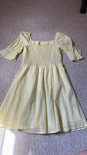 Skies Are Blue Butter Yellow Puff Sleeve Dress M thumbnail 1