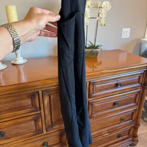 Lululemon Swift Speed High-Rise Tight 7/8 Length Black Size 6 thumbnail 5