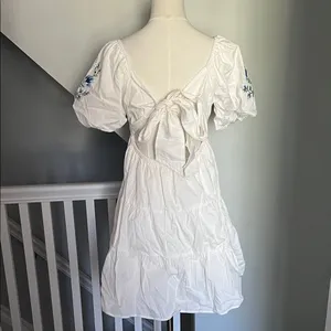 miami White Dress with Blue Floral Embroidery thumbnail 3