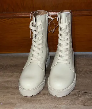 Target Platform Boots NEW thumbnail 1