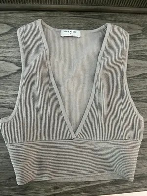 Aritzia Crop Top thumbnail 1