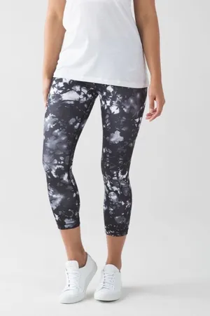Lululemon Wunder Under crop ( hi -rise) dusk dye white black NWOT thumbnail 1