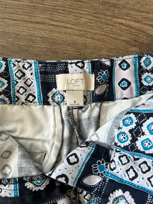 LOFT|Navy, White & Teal Patterned Shorts sz 8 thumbnail 3
