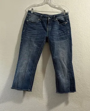 Miss Me Bootcut Jeans Medium Wash Embroidered Rhinestone Size 32 cut offs thumbnail 1