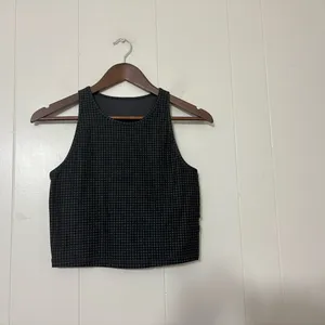 Vuori Elevation Plyo Tank Black Check Size L — Soft Stretchy Performance Crop thumbnail 2