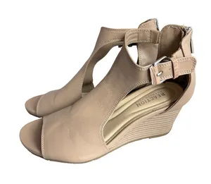 Reaction Kenneth Cole Gracie Nude Tan Peep Toe T Strap Wedge Size 8 Women's thumbnail 1