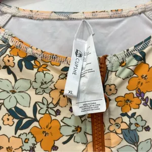 Cupshe Swimsuit Small Cap Sleeve Orange Floral One Piece Swim Bathing Sz… thumbnail 6