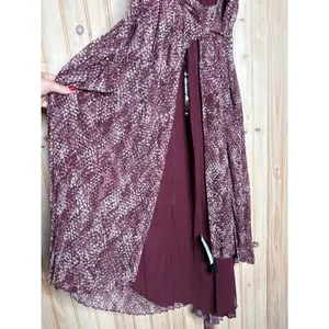 NWT Fame and Partners Pleated Printed Spaghetti Strap Evening Hi-Lo Dress Size 6 thumbnail 4