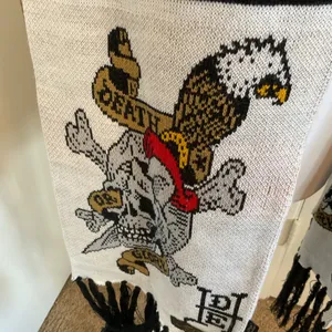 Ed Hardy Christian Audigier White Scarf Death or Glory Skull Graphic Fringe thumbnail 3