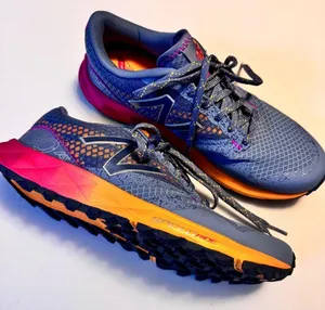 New Balance Women's Running Athletic Sporty Two Color Logo Sneakers NWOT thumbnail 3