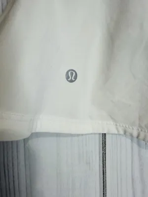 Lululemon Play Off The Pleats Skirt White Tennis Skort Pickleball Women's Size 4 thumbnail 5