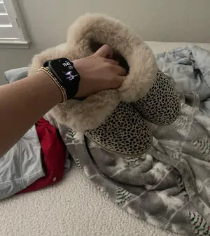 Amazon Slippers thumbnail 3