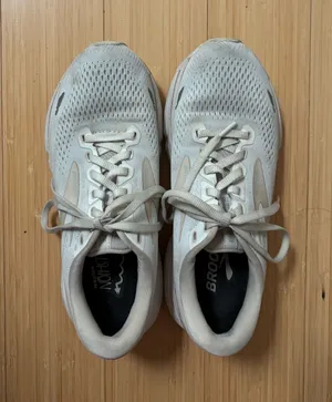 Brooks Ghost 15 Running Shoes thumbnail 1