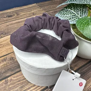 Lululemon Uplifting Scrunchie NWT ONE SIZE (BLCT) thumbnail 2