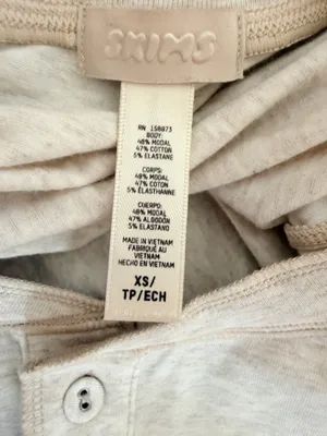 SKIMS Boyfriend Long Sleeve Henley Heather Oatmeal oversized size XS NWOT thumbnail 4