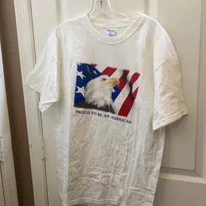 FINAL MARKDOWN Proud to be an American tee large White thumbnail 1