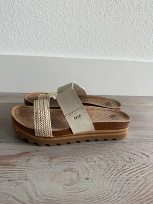 Reef Cushion Vista Hi Sandals Size 9 thumbnail 3