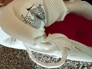 Nike Tennis Shoes Women’s thumbnail 7