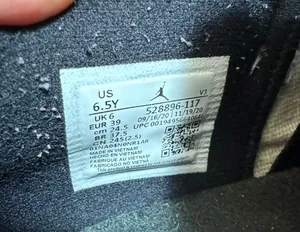 Jordan Air 11 Retro Low (GS) thumbnail 7