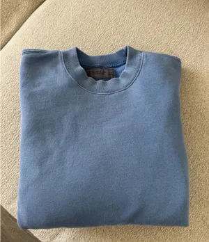 Abercrombie Essential Crew Sweatshirt thumbnail 5