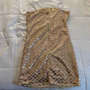 PrettyLittleThing Gold Sequin Mini Dress thumbnail 4