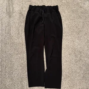 Lululemon On The Fly Golf 7/8 Pants thumbnail 3
