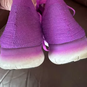 Nike Purple and Pink Flyknit Trainers thumbnail 3