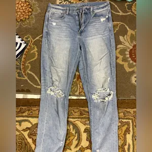 American Eagle Mom jeans thumbnail 1