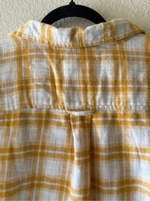 NWT American Eagle Outfitters Mustard Plaid Button-Down Shirt thumbnail 8
