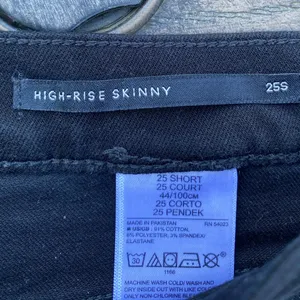 Banana Republic High Rise Black Skinny Jeans Size 25 Short Raw Hem 0 thumbnail 3