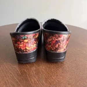 Dansko 37 Professional Clogs Shoes Cute Chunky Knit Yarn Pattern Nursing‎ 6.5 thumbnail 5