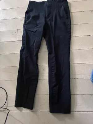 Old Navy Extra High-Waisted Polished Pixie Skinny Pants thumbnail 2