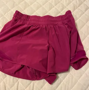 Lululemon shorts thumbnail 1