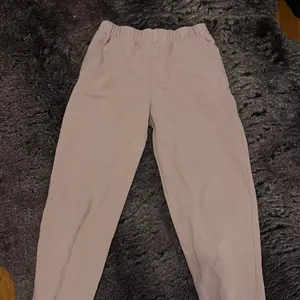 Brandy Melville sweatpants  thumbnail 1